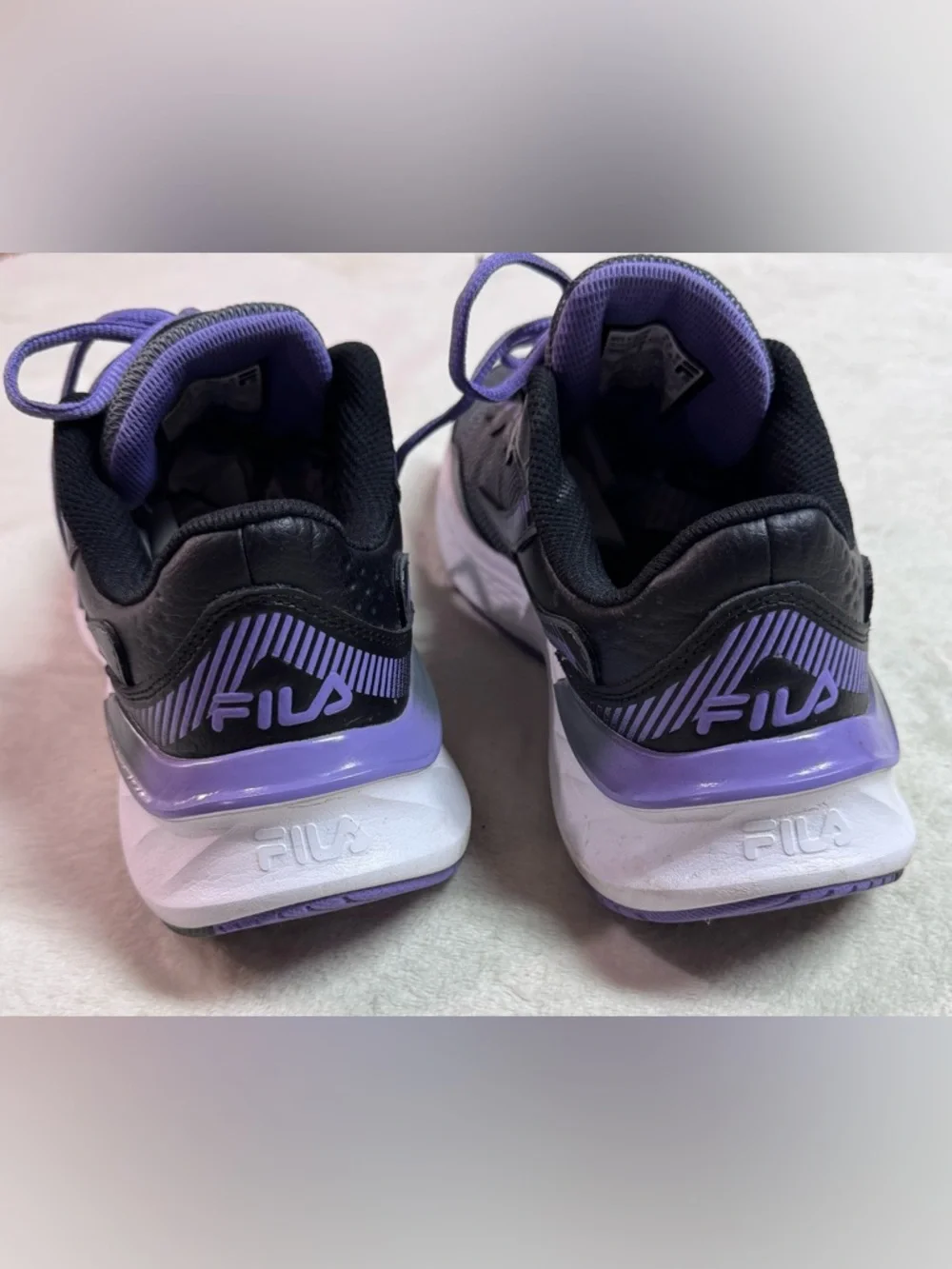 FILA Athletic Women's Gray & Purple Running Sneakers Size 8 - Picture 5 of 6